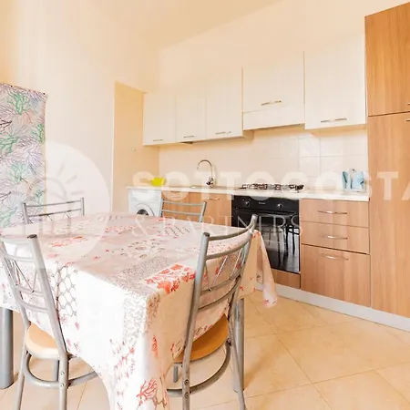 Giordania Flat - Torre Specchia توري سبيشيا روجيري